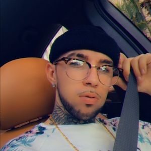 Meet your Posher, Benjamin